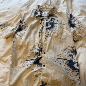 Men’s Katin Beige and Navy Island Print Shirt, Medium